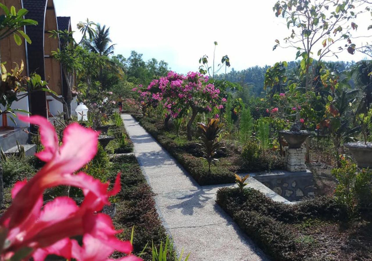 Sebrang Hills Bungalow Toyapakeh Dış mekan fotoğraf